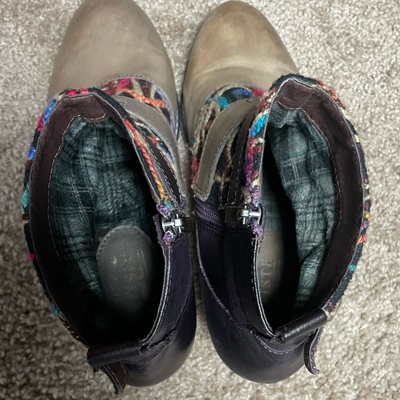 L’ARTISTE WOMENS SPRING STEP REDDING ANKLE BOOT. EURO SIZE 42/US SIZE 10.5-11 - Picture 6 of 9